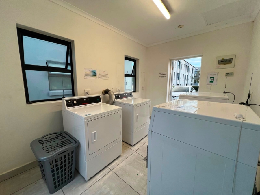2 Bedroom Property for Sale in Aan de Wijnlanden Western Cape